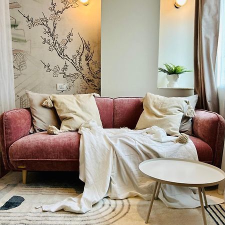 Ultracentral Lux Boutique 1Br Ap Near Subway بوخارست المظهر الخارجي الصورة