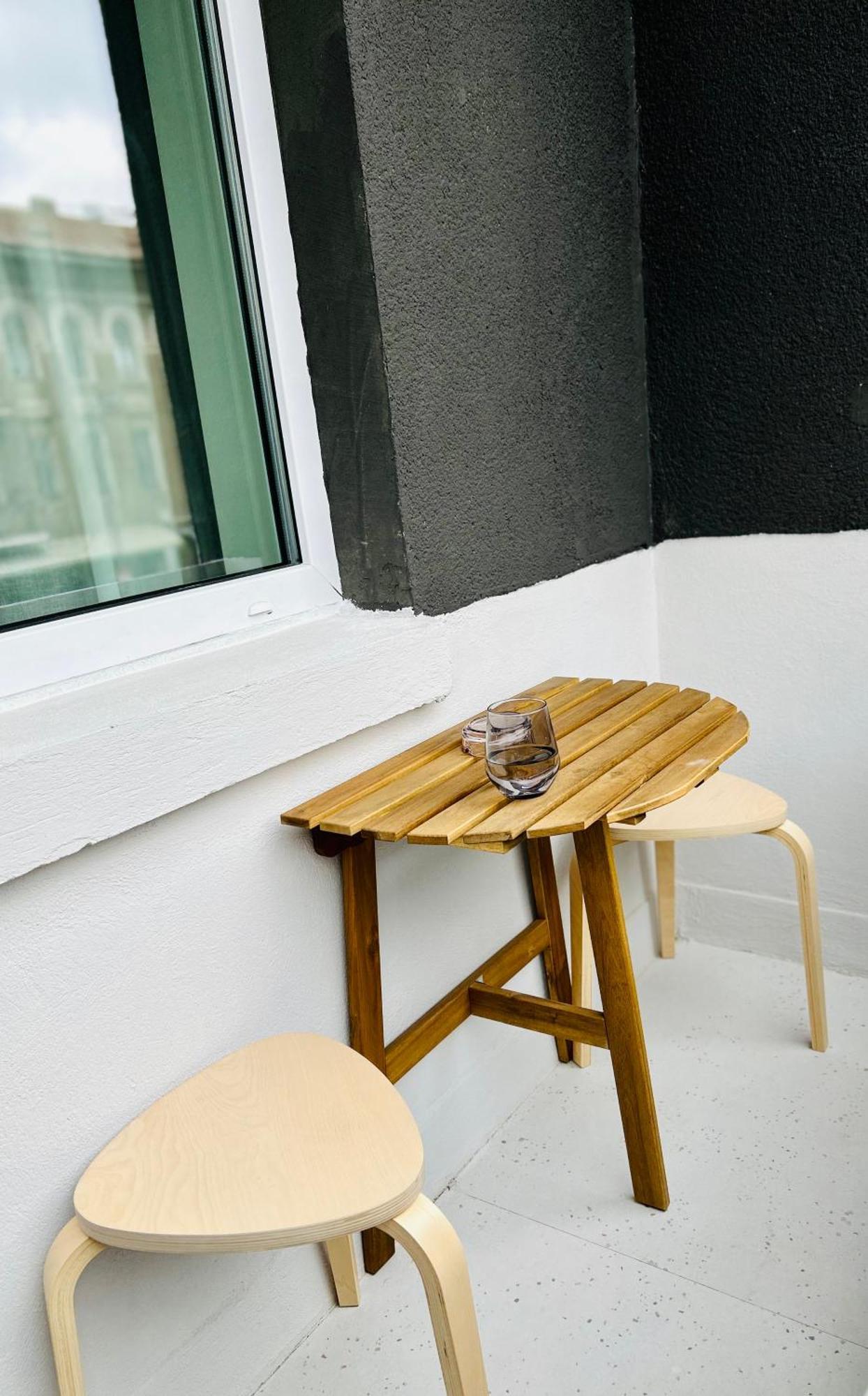 Ultracentral Lux Boutique 1Br Ap Near Subway بوخارست المظهر الخارجي الصورة